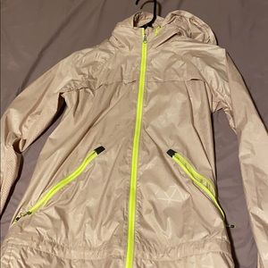 Lululemon windbreaker